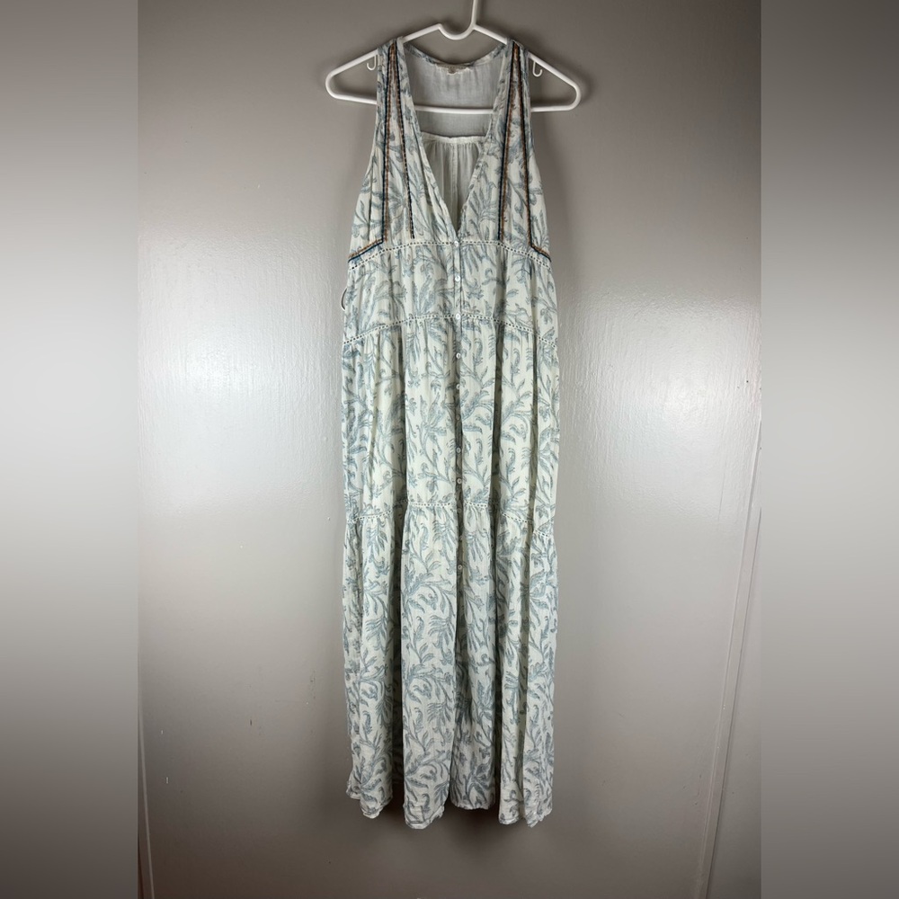 Lovestitch White and Gray Patterned Maxi Dress